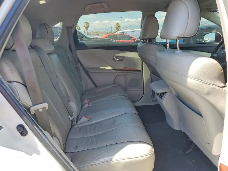 2012 TOYOTA VENZA XLE  