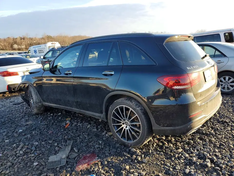 2021 MERCEDES-BENZ GLC 300 4MATIC  