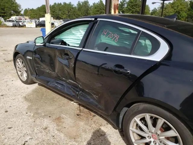 2013 JAGUAR XF 