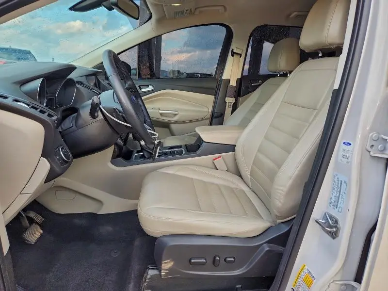 2017 FORD ESCAPE TITANIUM  