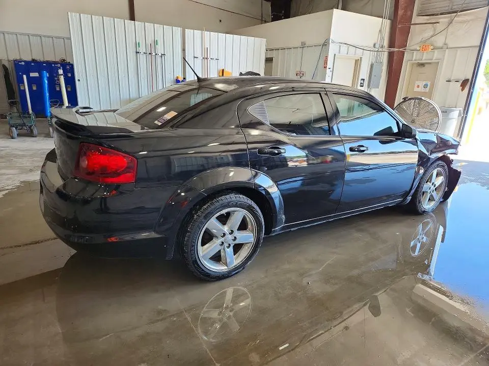 2014 DODGE AVENGER SE  