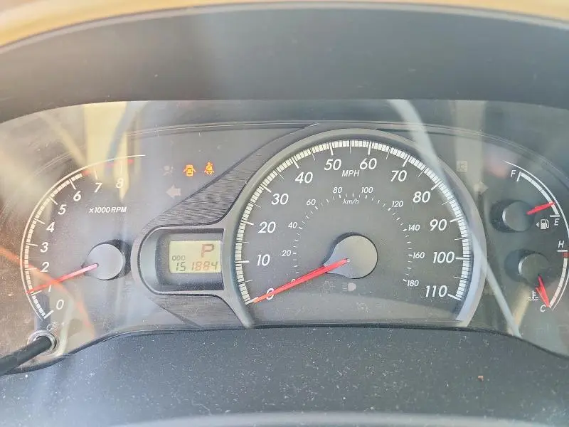 2014 TOYOTA SIENNA LE  