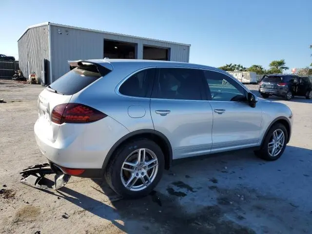 2012 PORSCHE CAYENNE   