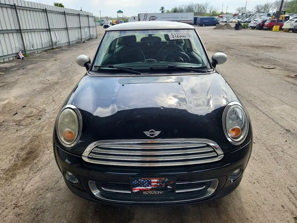 2012 MINI COOPER   