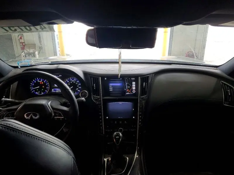 2018 INFINITI Q60 RED SPORT 400  