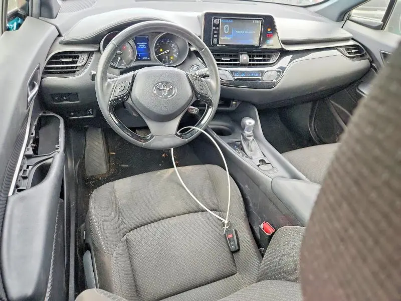 2018 TOYOTA C-HR XLE PREMIUM  