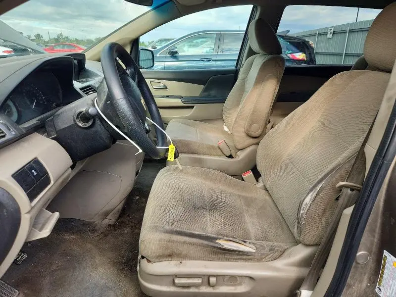 2012 HONDA ODYSSEY LX  