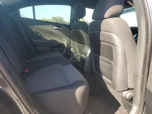 2017 DODGE CHARGER SE  