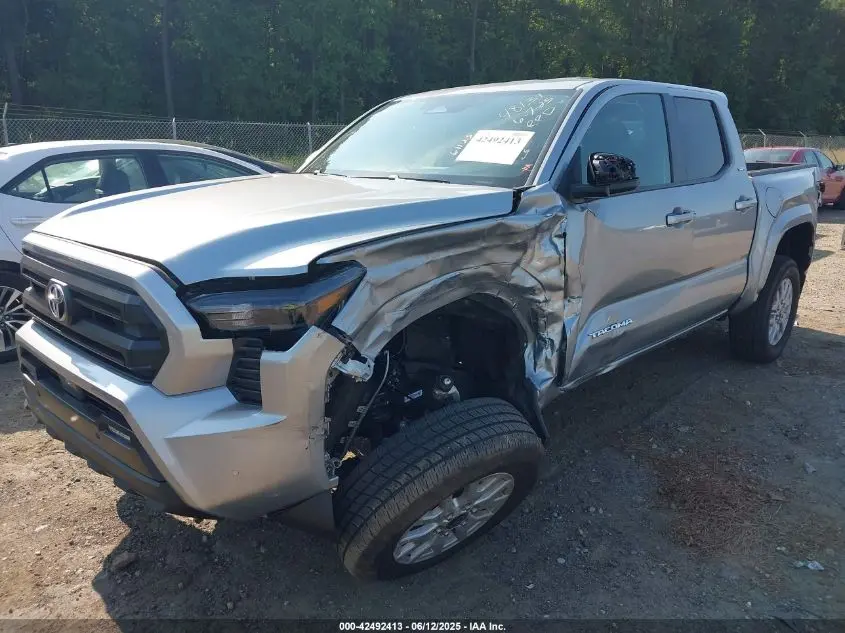 2024 TOYOTA TACOMA SR5 4WD