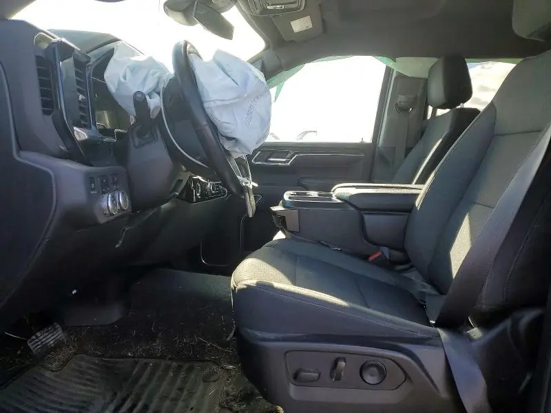 2022 GMC SIERRA K1500 SLE  