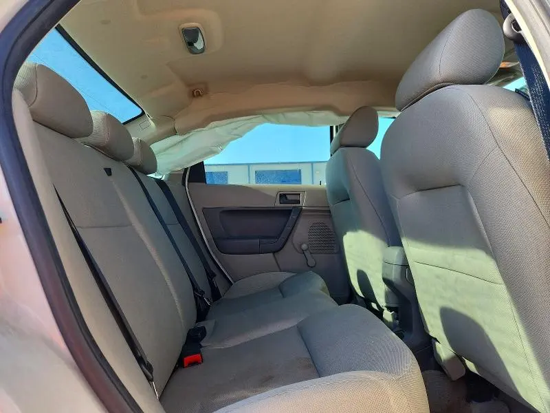 2010 FORD FOCUS   