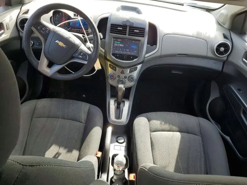 2016 CHEVROLET SONIC LT  