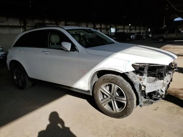 2020 MERCEDES-BENZ GLC 300