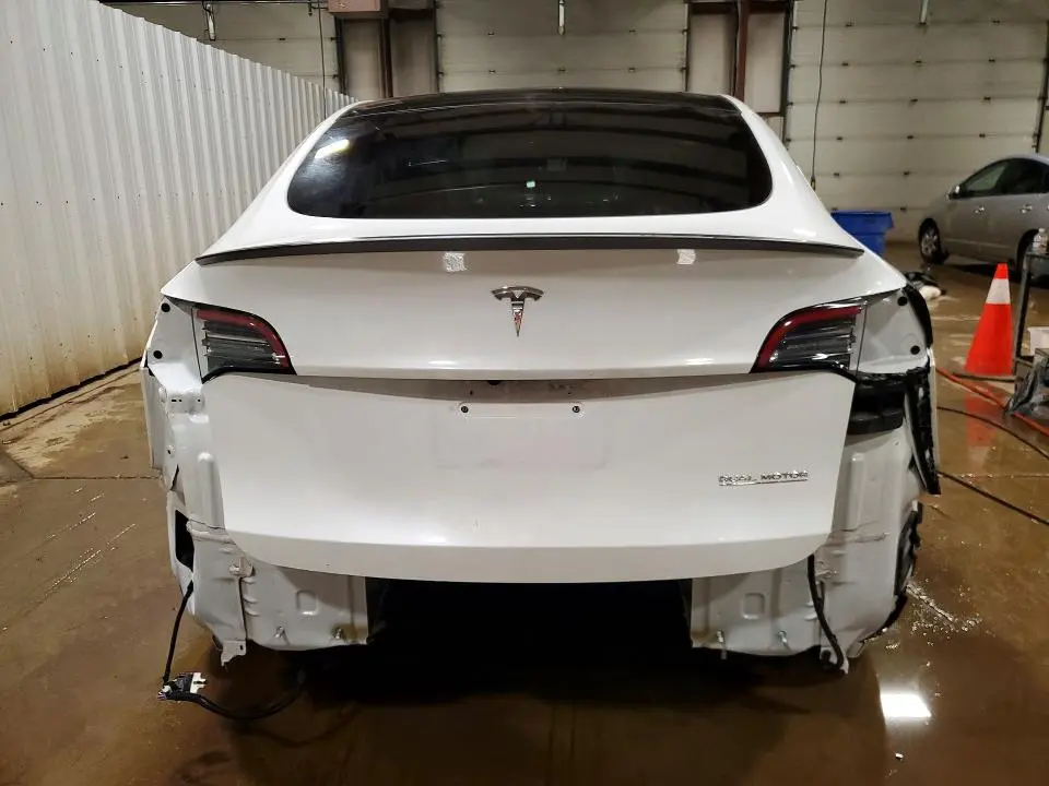 2021 TESLA MODEL Y   