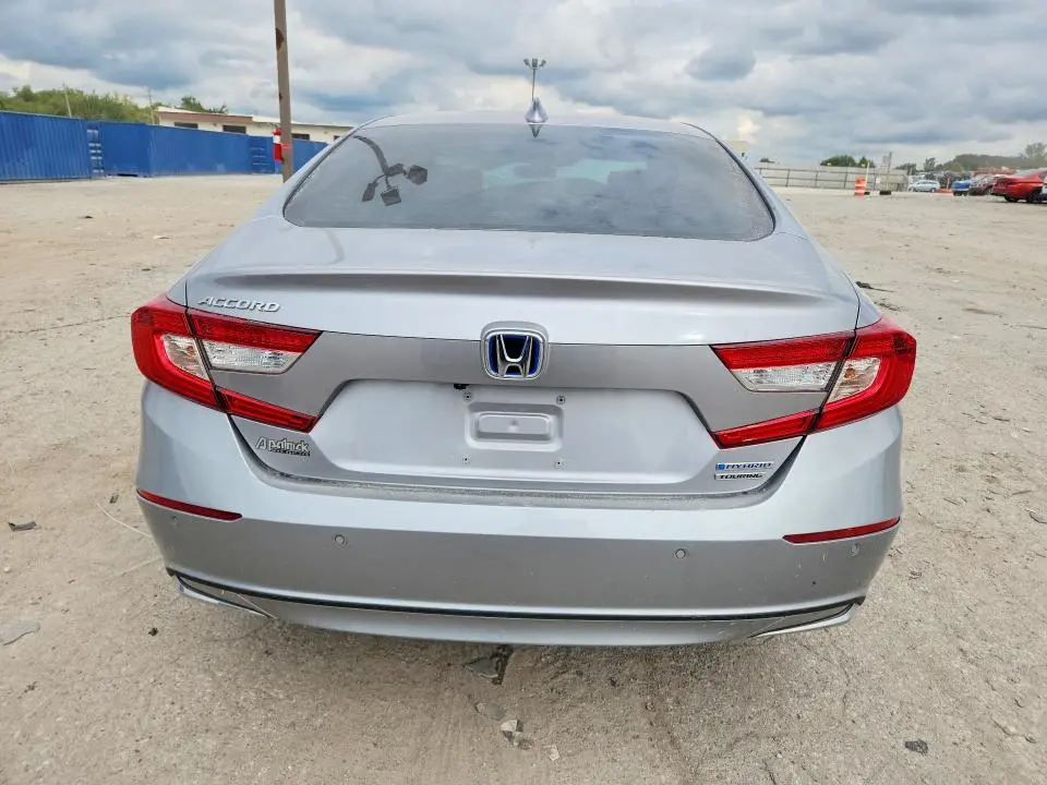 2022 HONDA ACCORD TOURING HYBRID  