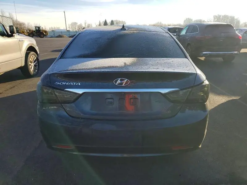 2011 HYUNDAI SONATA GLS  