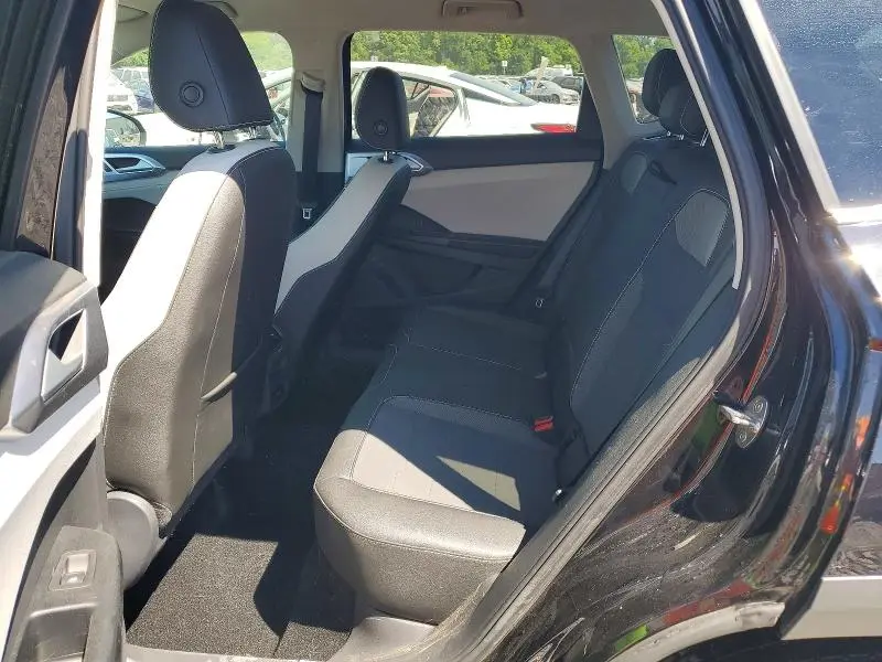 2025 VOLKSWAGEN TAOS SE  