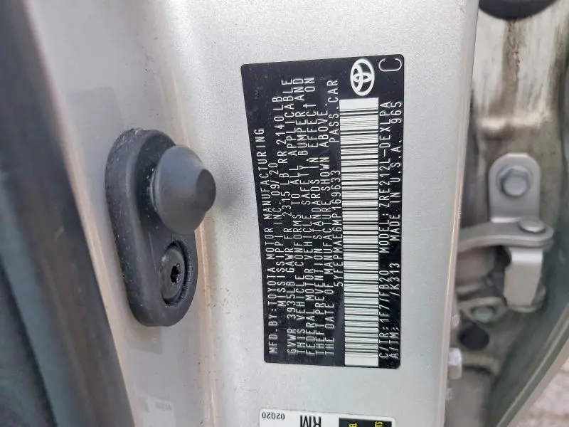 2021 TOYOTA COROLLA LE  