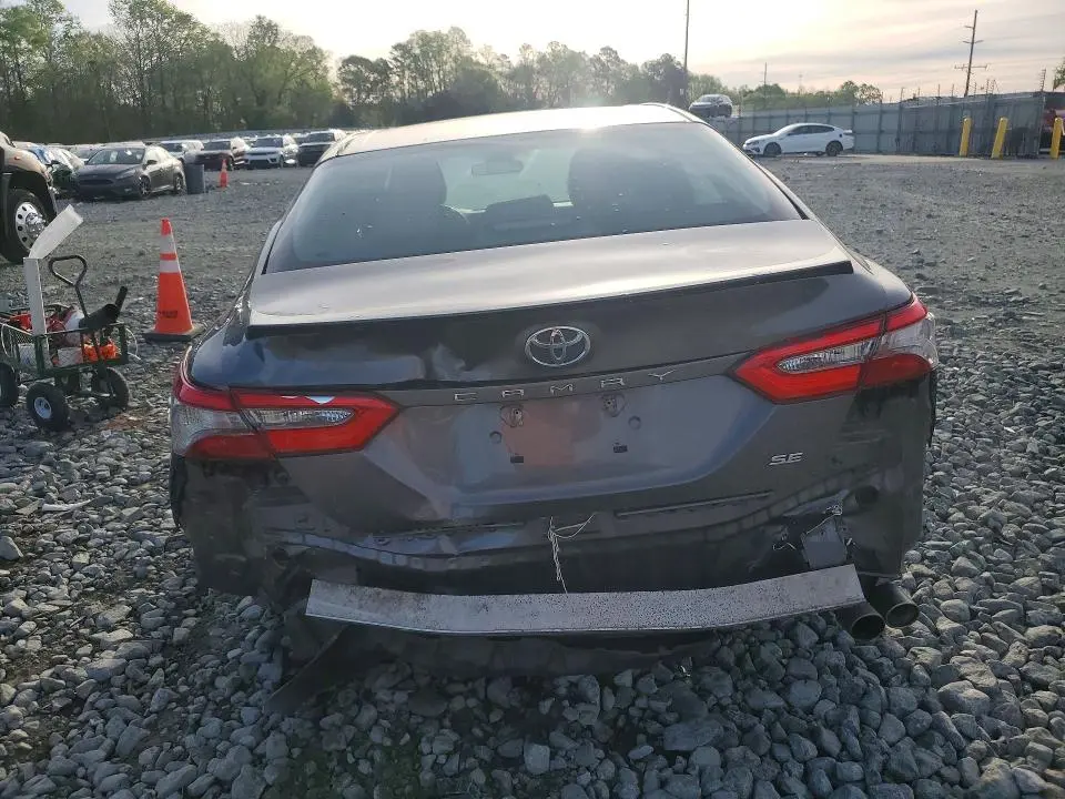 2018 TOYOTA CAMRY   