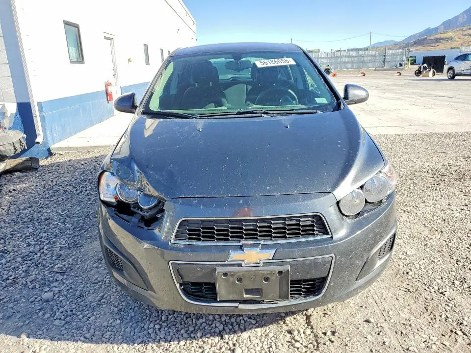 2016 CHEVROLET SONIC LT  