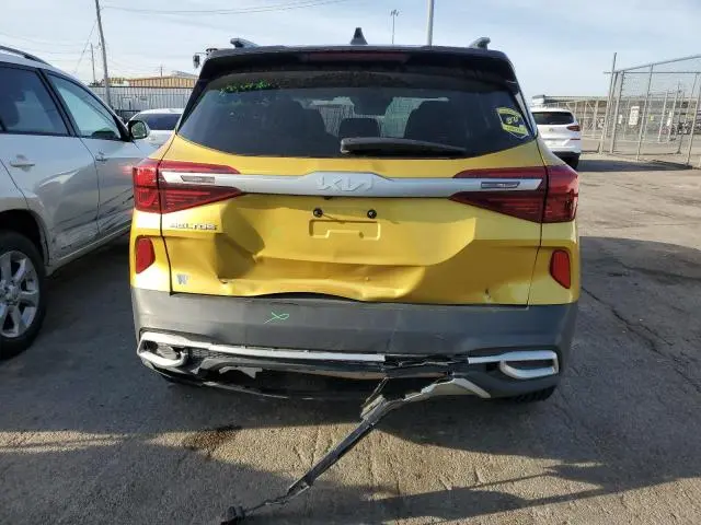 2022 KIA SELTOS S  