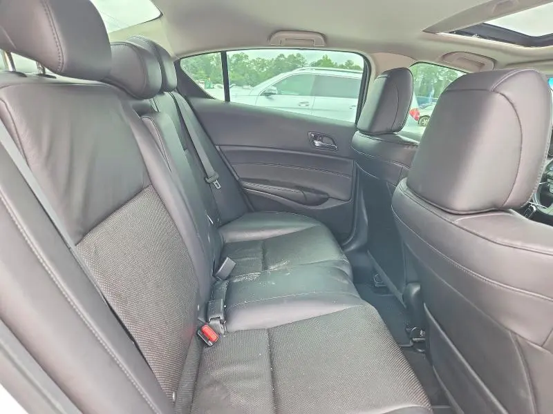 2013 ACURA ILX 20 TECH  