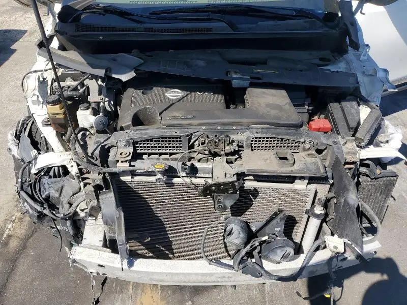 2014 NISSAN PATHFINDER SL  