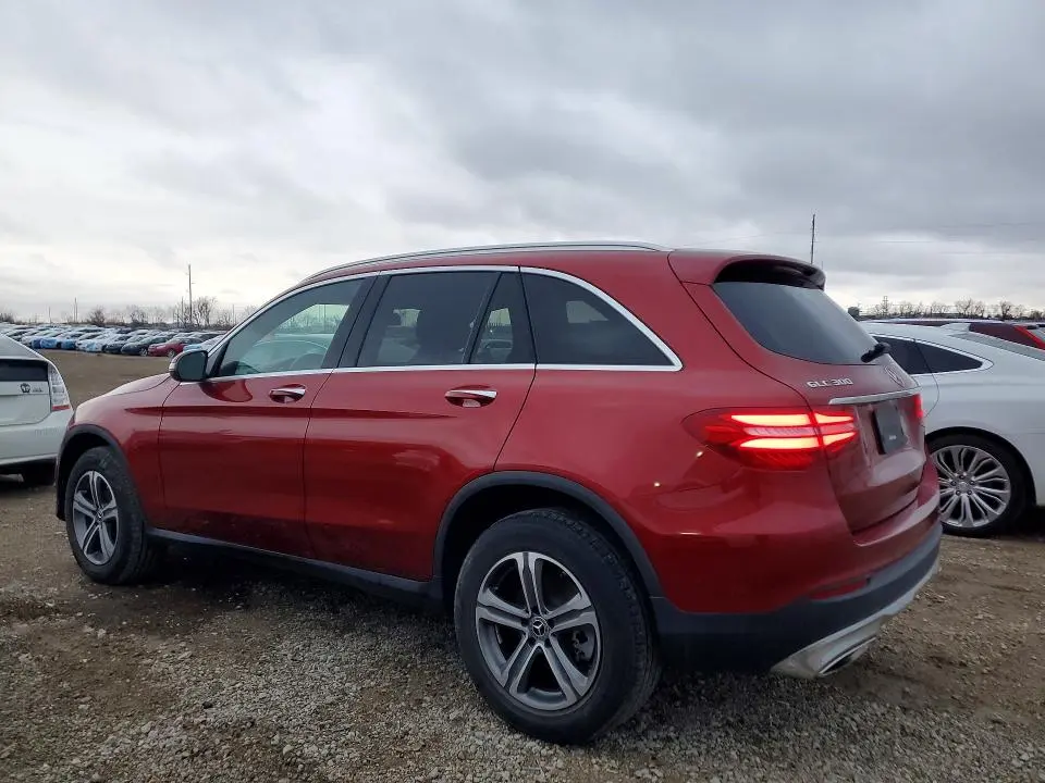 2019 MERCEDES-BENZ GLC 300  