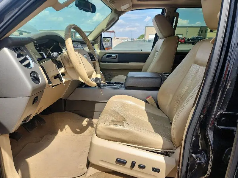 2011 FORD EXPEDITION XLT  