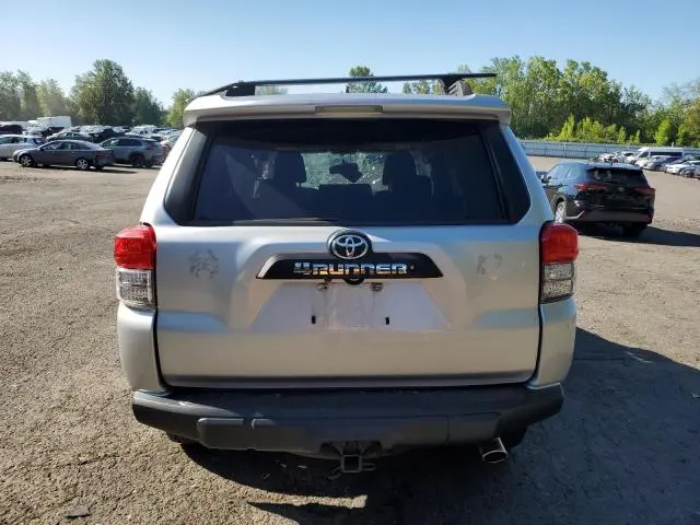2010 TOYOTA 4RUNNER SR5  