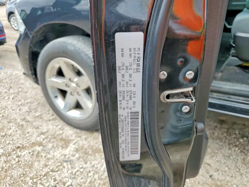 2015 RAM 1500 ST  