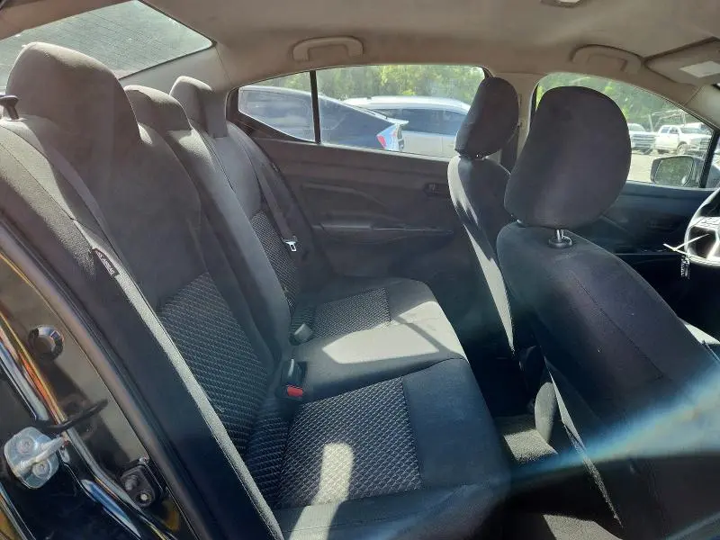 2020 NISSAN VERSA S  