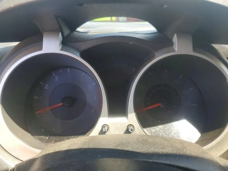 2014 NISSAN JUKE S  