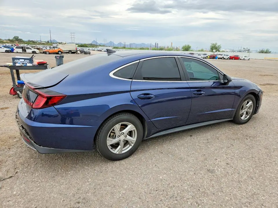 2021 HYUNDAI SONATA SE  
