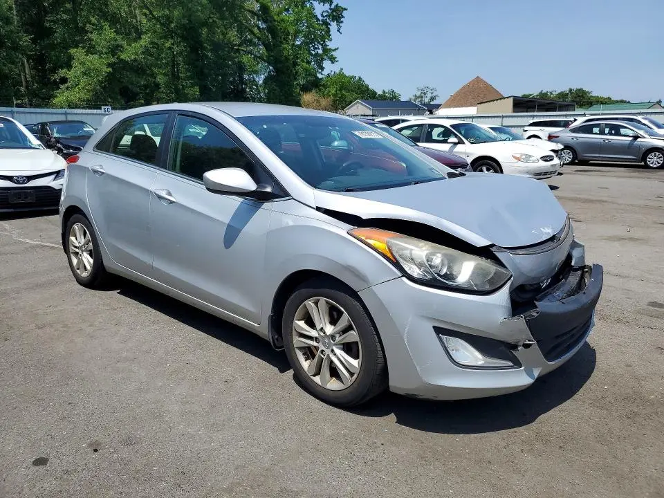 2013 HYUNDAI ELANTRA GT BASE  