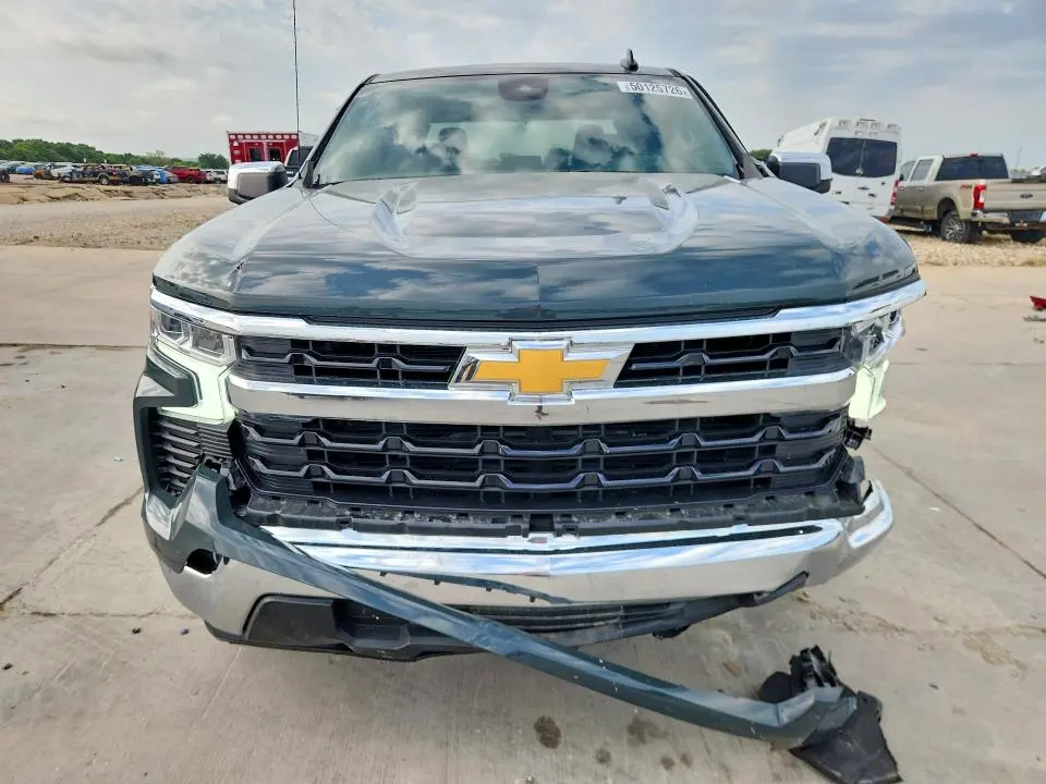 2025 CHEVROLET SILVERADO C1500 LT  