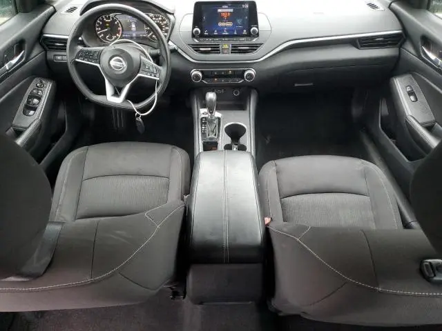 2022 NISSAN ALTIMA SV  