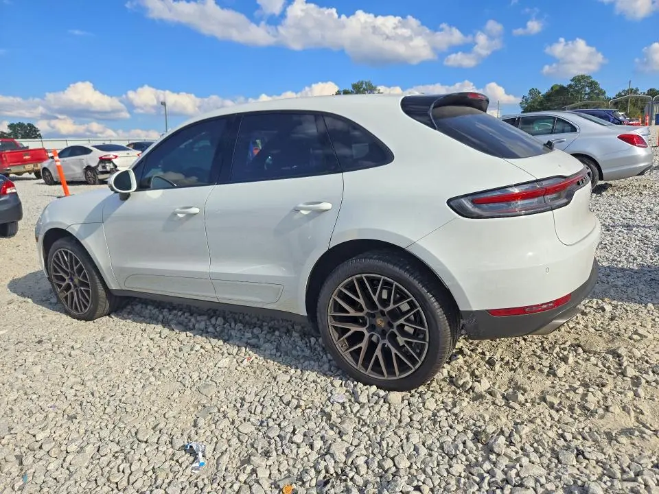 2020 PORSCHE MACAN   