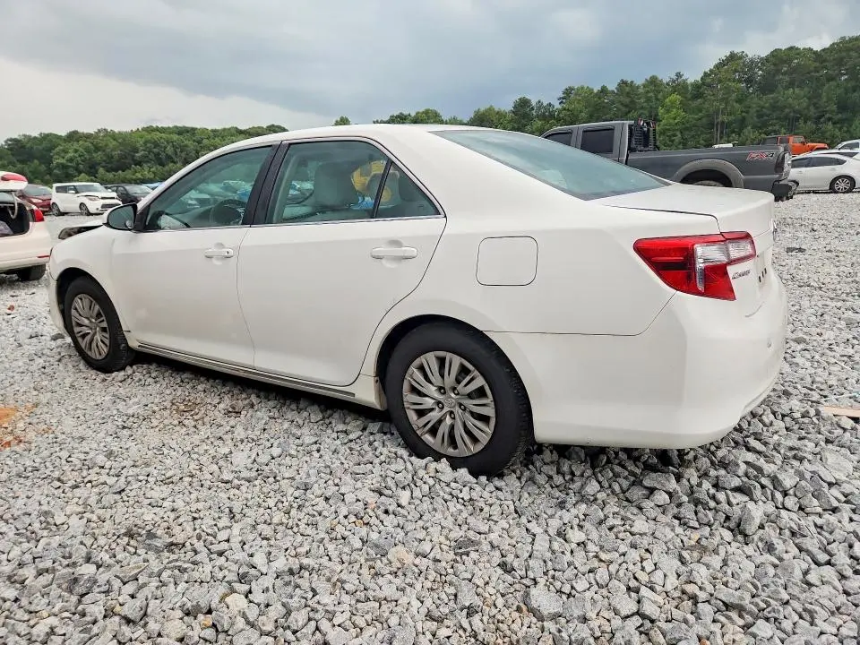 2012 TOYOTA CAMRY LE  