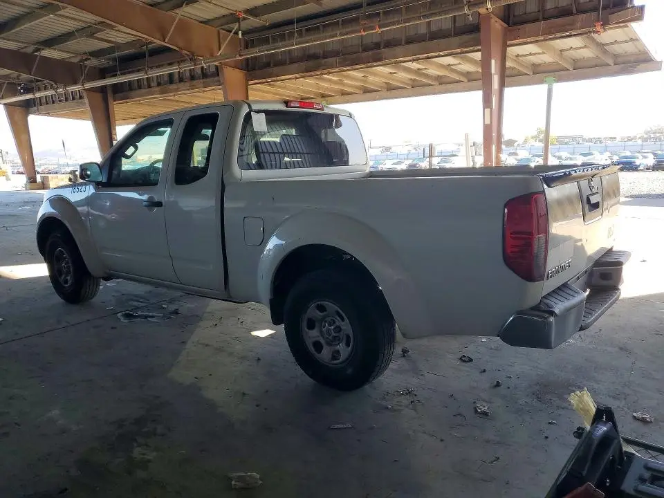 2014 NISSAN FRONTIER S  