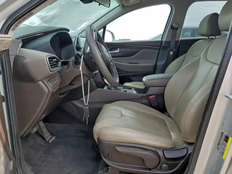 2019 HYUNDAI SANTA FE SE  