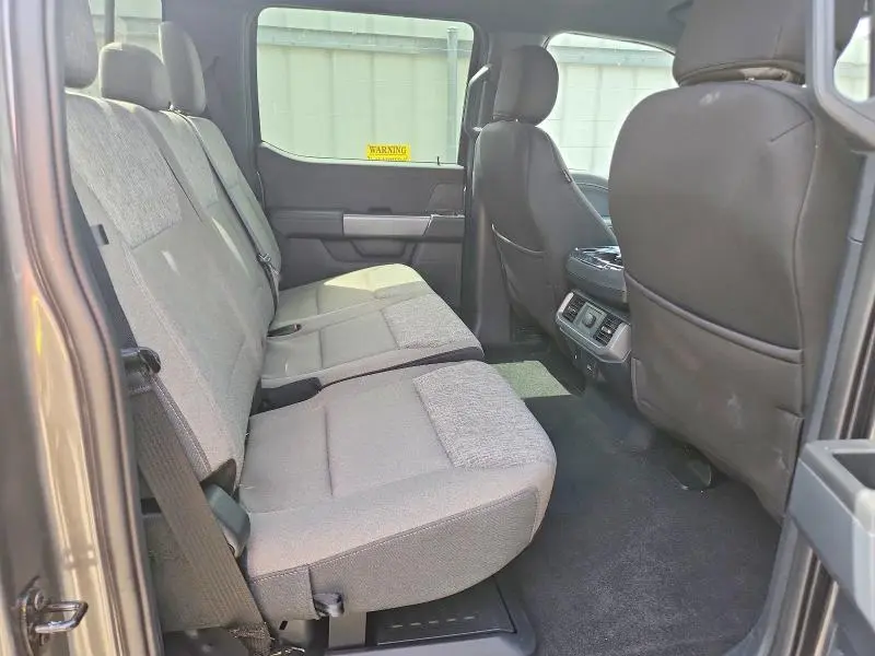 2024 FORD F150 XLT  
