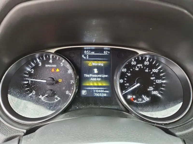 2016 NISSAN ROGUE SL  