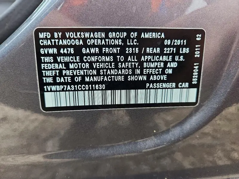 2012 VOLKSWAGEN PASSAT SE  