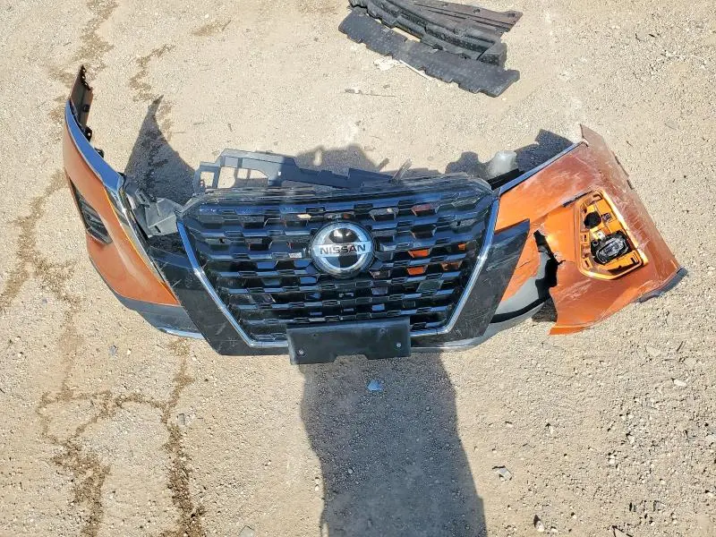 2021 NISSAN KICKS SR  
