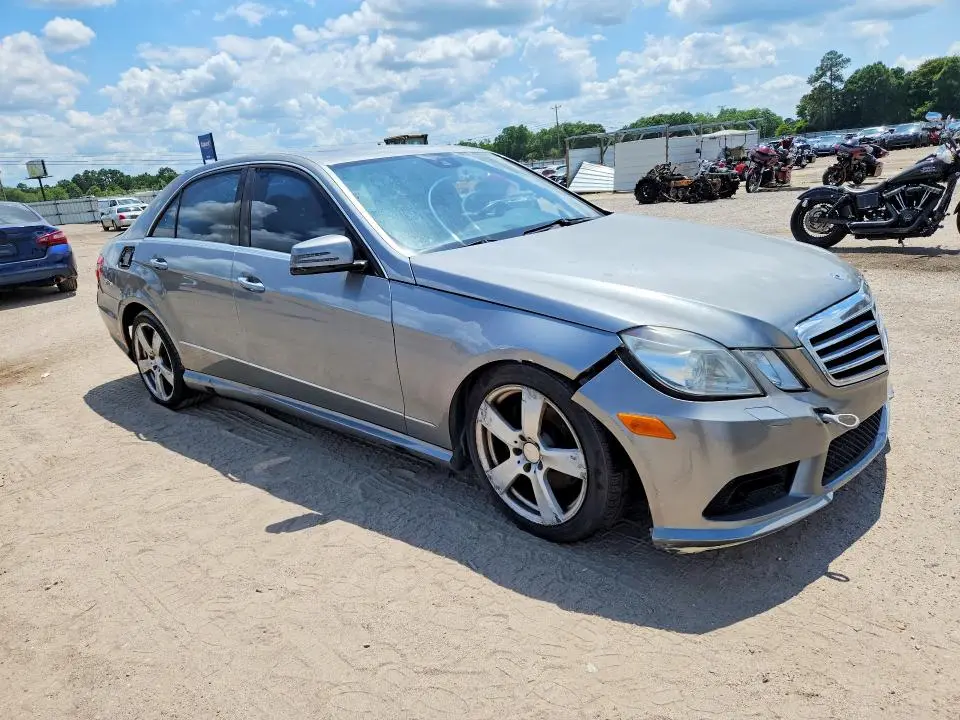 2010 MERCEDES-BENZ E 350  