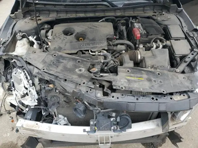 2019 NISSAN ALTIMA SR