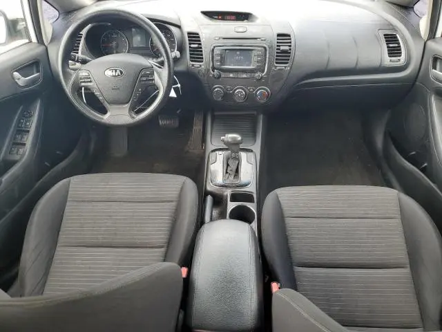 2017 KIA FORTE LX  