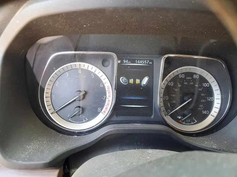 2017 NISSAN TITAN PLATINUM RESERVE  