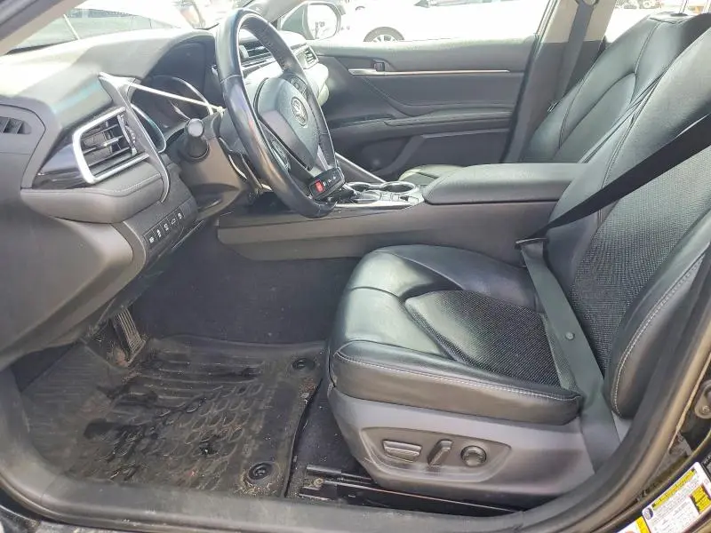 2018 TOYOTA CAMRY XSE  